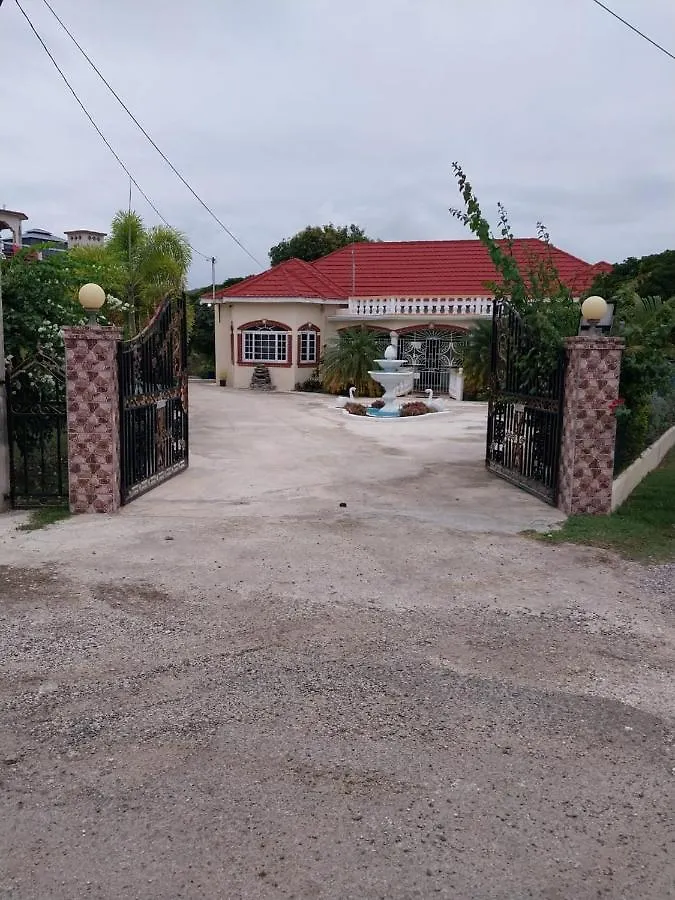 Eliwes Villa Treasure Beach
