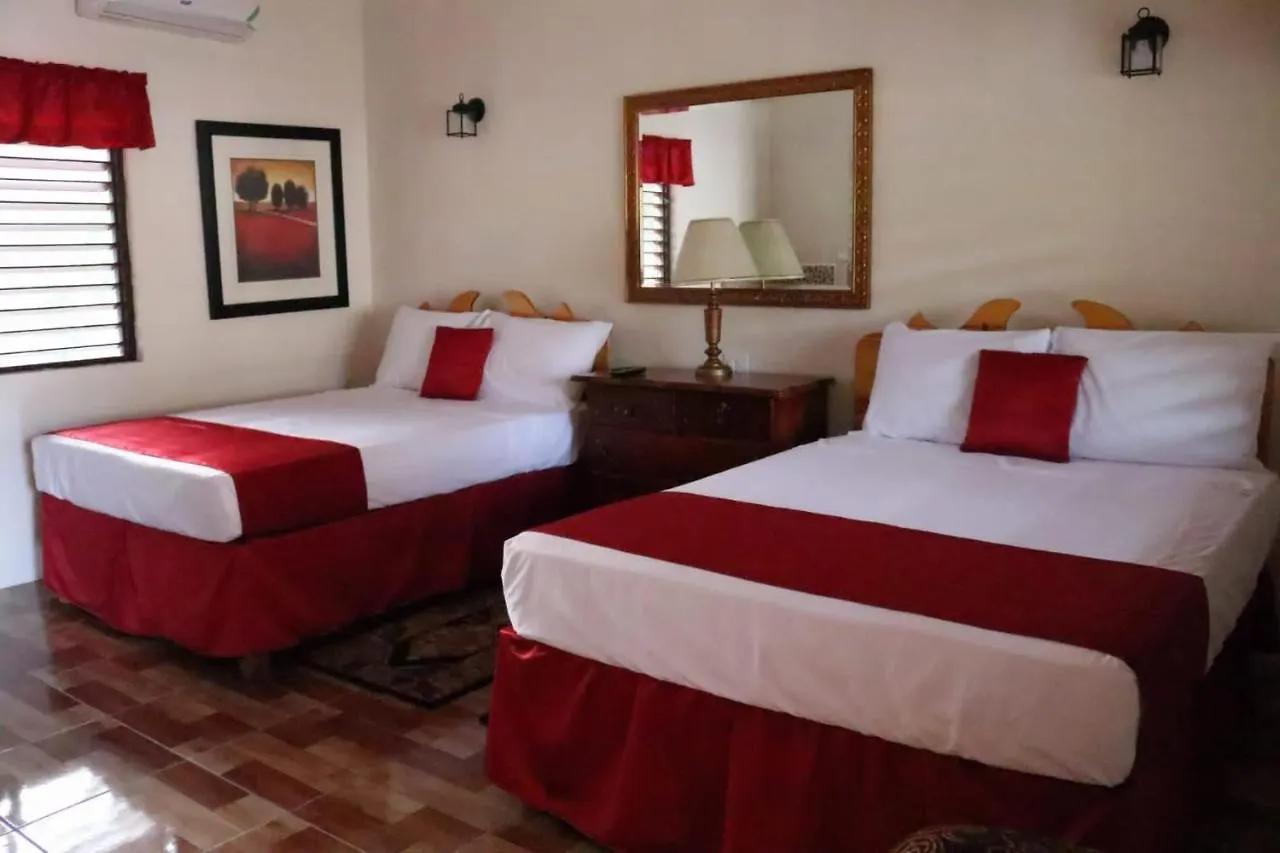 Eliwes Villa Treasure Beach