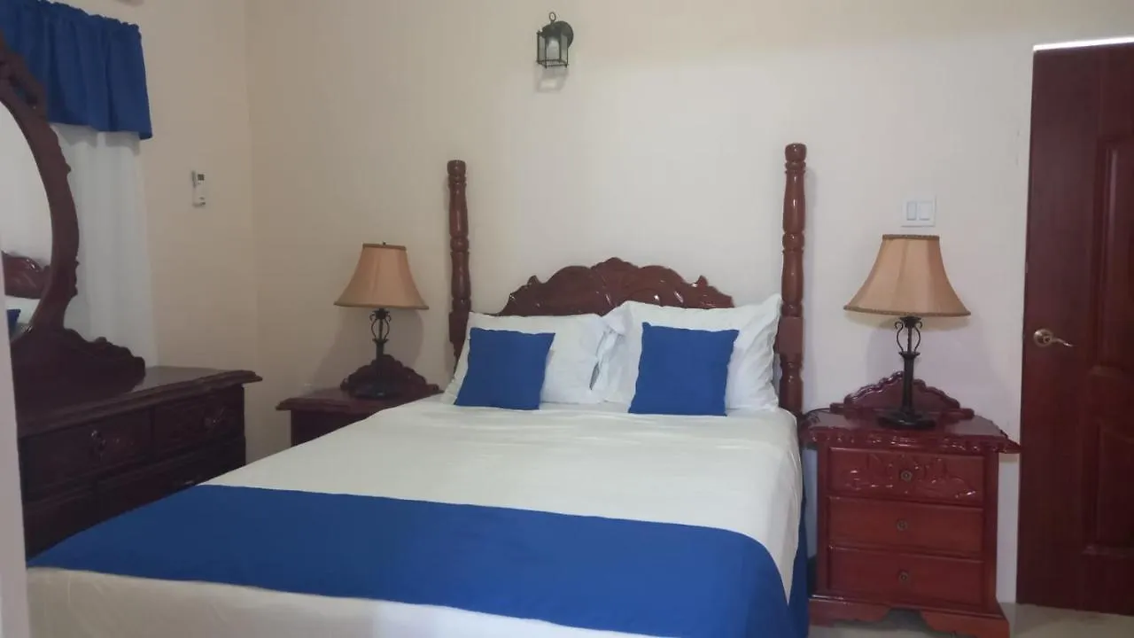 Eliwes Villa Treasure Beach 0*,  Jamajka